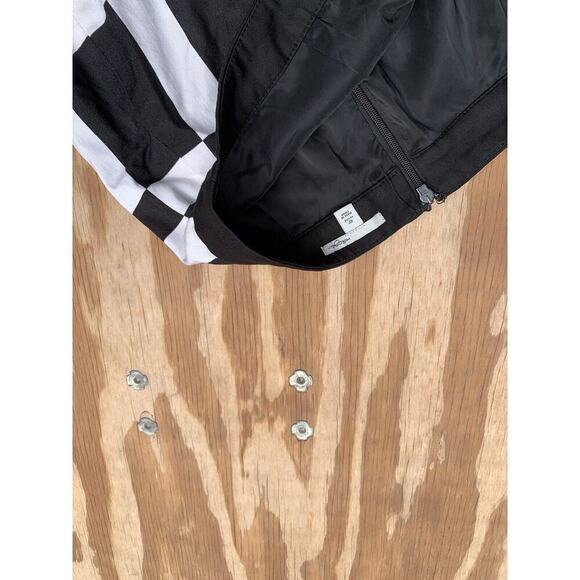 Halogen Skirt Womens 4 Petite Black White Check Straight Lined Career retro‎ - Picture 3 of 5